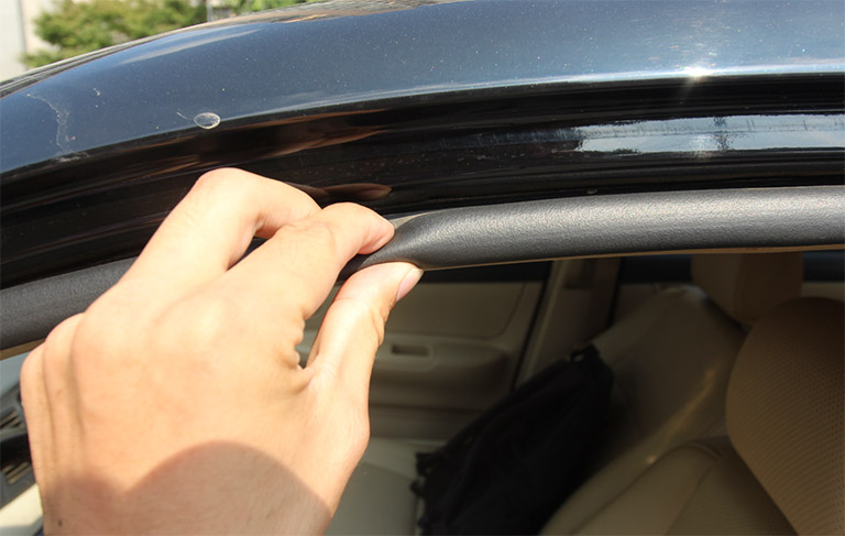 Car sealing strip